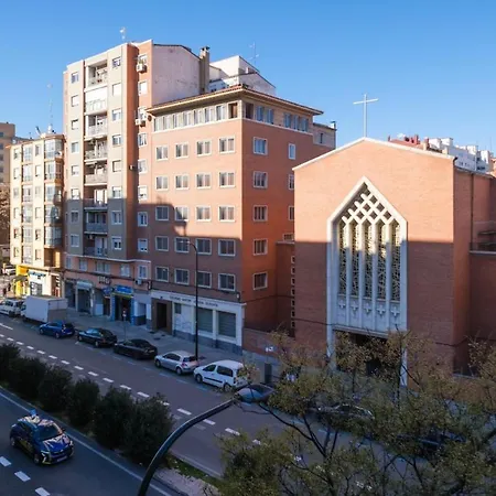 Rubia Duquesa Villahermosa, Amplio Апартаменты Сарагоса